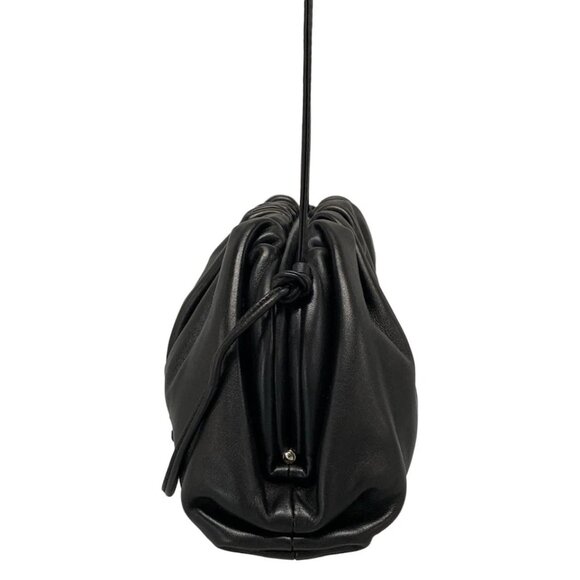 BOTTEGA VENETA Mini The Pouch - Black Leather Shoulder Bag 885-080725 - Picture 3 of 14